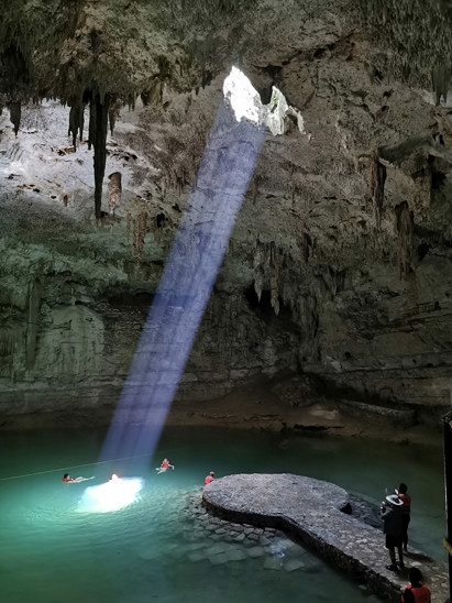 listing-details-carousel